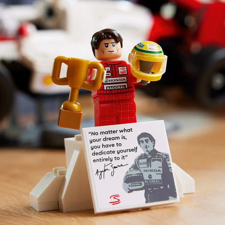 Stavebnice LEGO Icons 10330 McLaren MP4/4 & Ayrton Senna