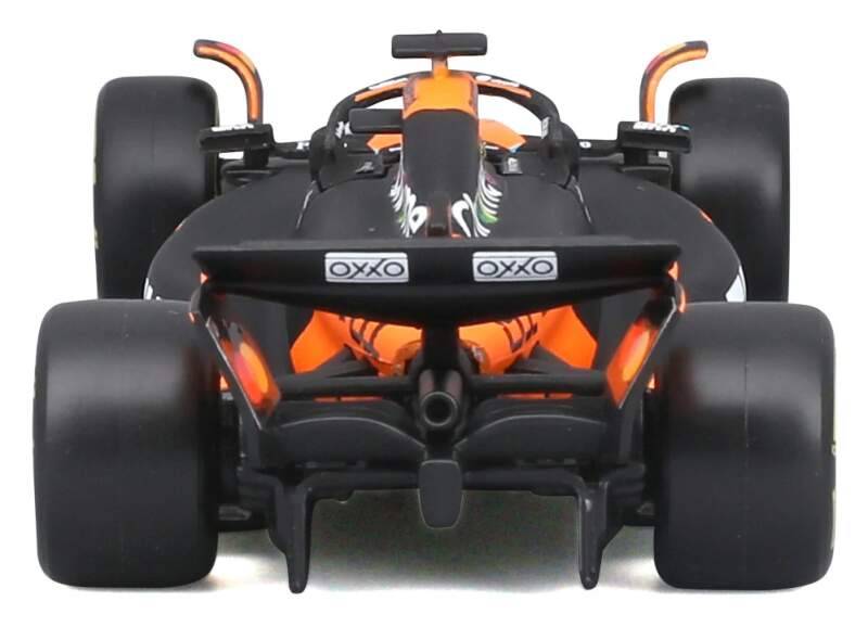Model McLaren F1 MCL39 BBurago #81 Oscar Piastri 2025 v měřítku 1:43 Signature
