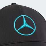 Černá kšiltovka George Russell Mercedes AMG Petronas F1 x Adidas - týmová edice