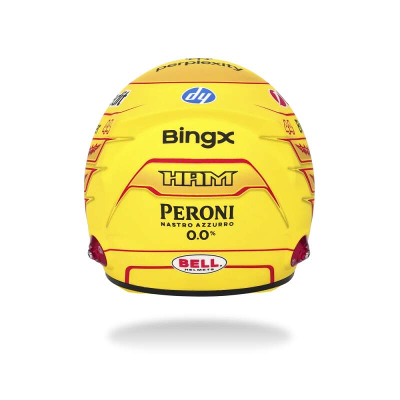 Model přilby Lewis Hamilton 2026 BELL