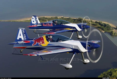 Red Bull síťovaná kšiltovka The Flying Bulls 9Fifty Icon s logem